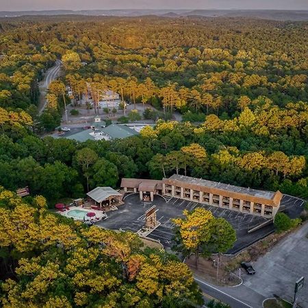 Stonegate Lodge King Bed Wifi Roku Tv Salt Water Pool Room #203 Юрика-Спрінгс Екстер'єр фото