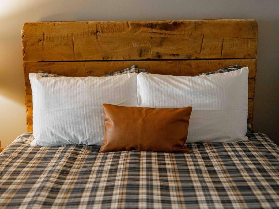 Stonegate Lodge King Bed Wifi Roku Tv Salt Water Pool Room #203 Юрика-Спрінгс Екстер'єр фото